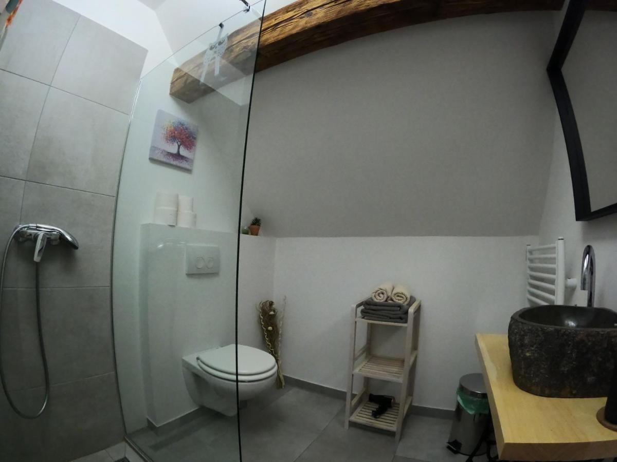 Juvanova Hous - Rooms Luce Luaran gambar