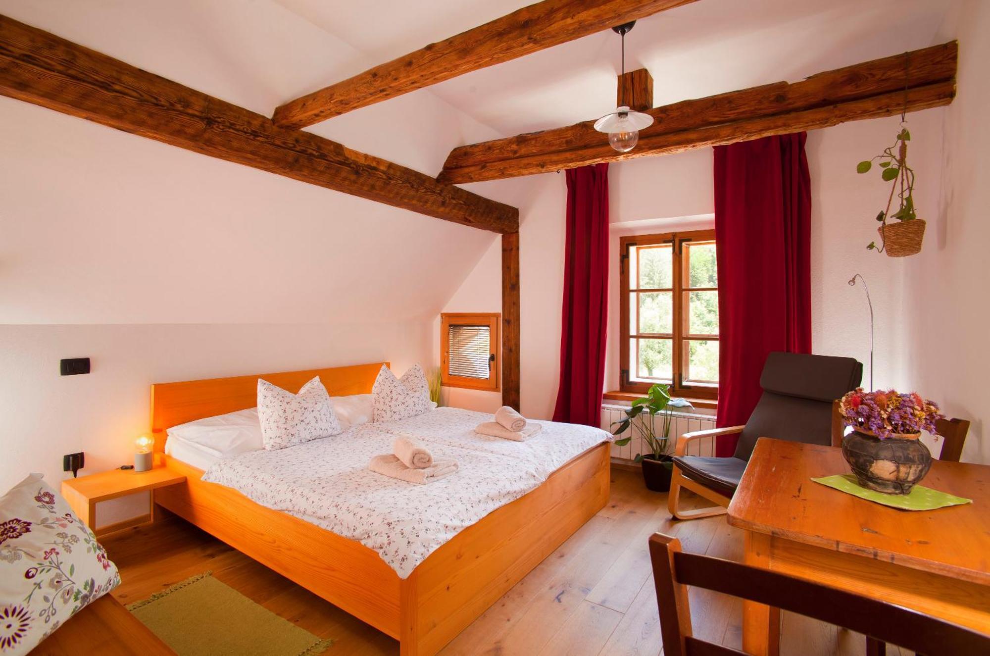 Juvanova Hous - Rooms Luce Luaran gambar